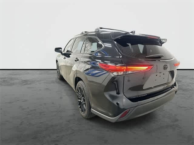 Thumbnail: 2020 Toyota Highlander - 2
