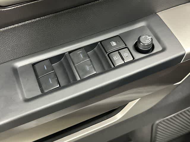 Thumbnail: 2024 Toyota Tundra - 19