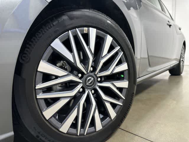 Thumbnail: 2025 Nissan Altima - 28