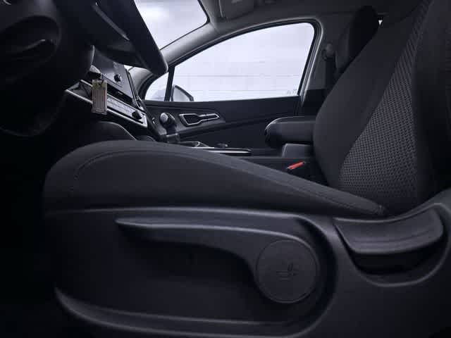 Thumbnail: 2025 Kia Sportage - 26