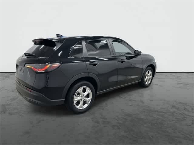2025 Honda HR-V LX photo 4