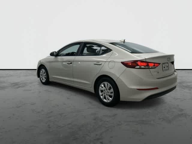 Thumbnail: 2017 Hyundai Elantra - 9