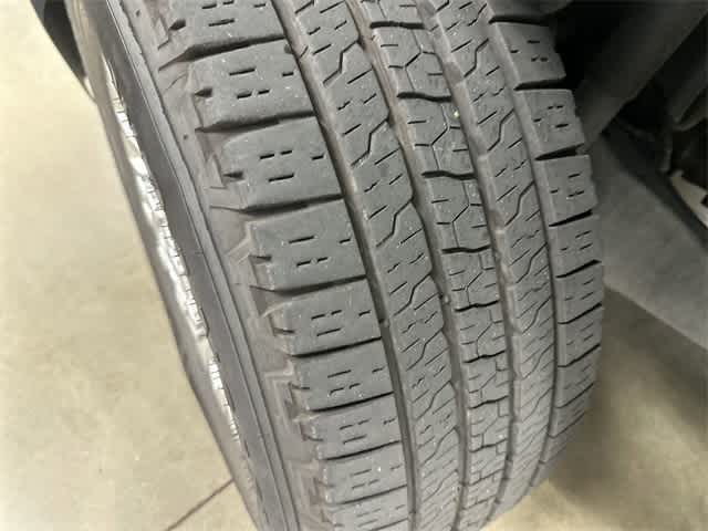 Thumbnail: 2022 Ford F-350 - 29