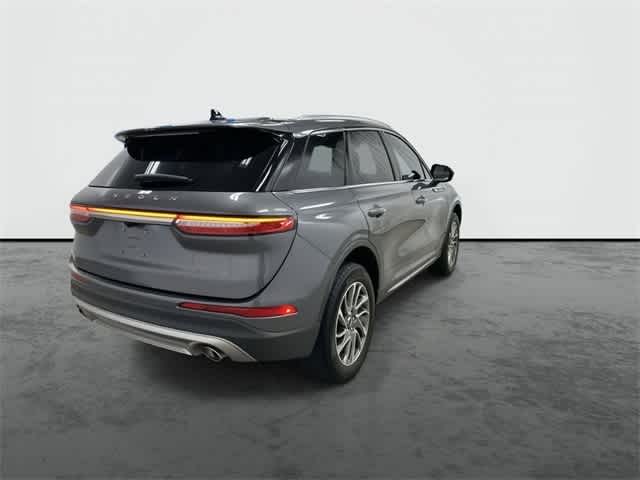 2022 Lincoln Corsair Standard 3
