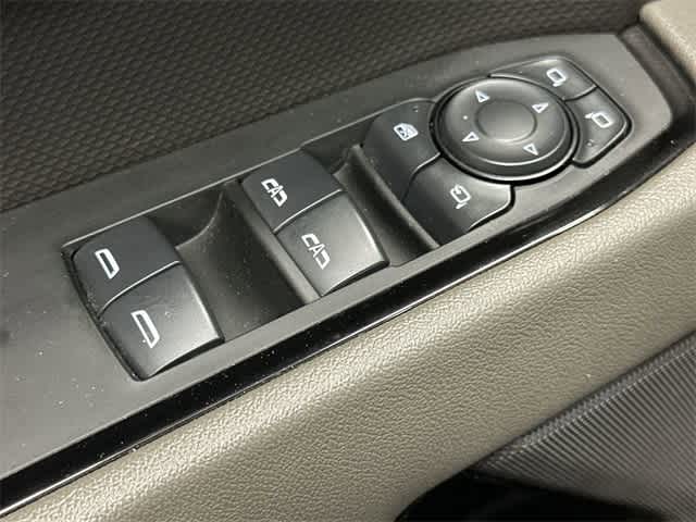 Thumbnail: 2024 Chevrolet Silverado 1500 - 19