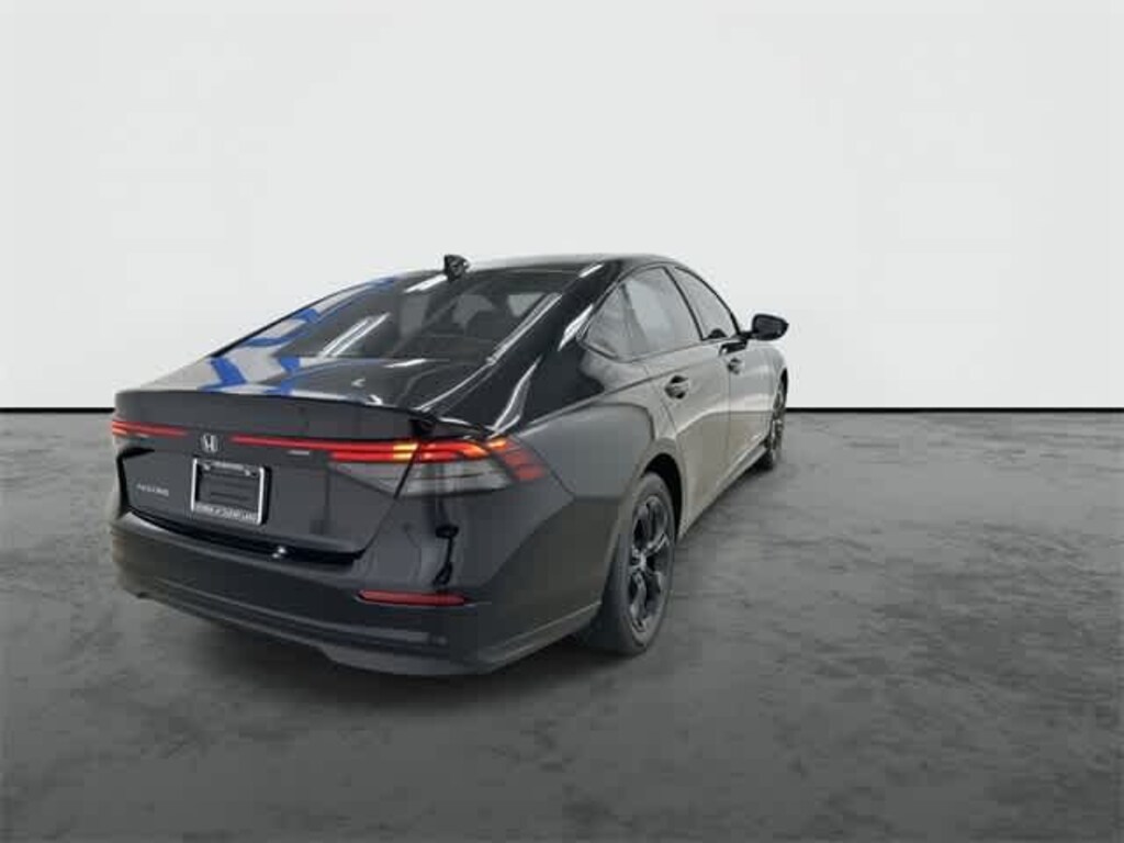 New 2025 Honda Accord SE Sedan