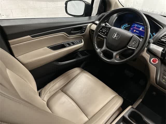 Thumbnail: 2018 Honda Odyssey - 12