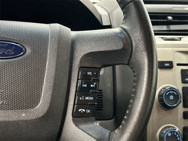 Thumbnail: 2012 Ford Escape - 18