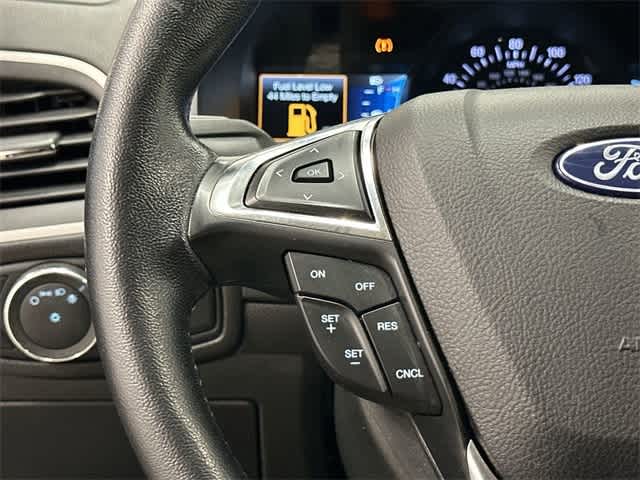 Thumbnail: 2022 Ford Edge - 17