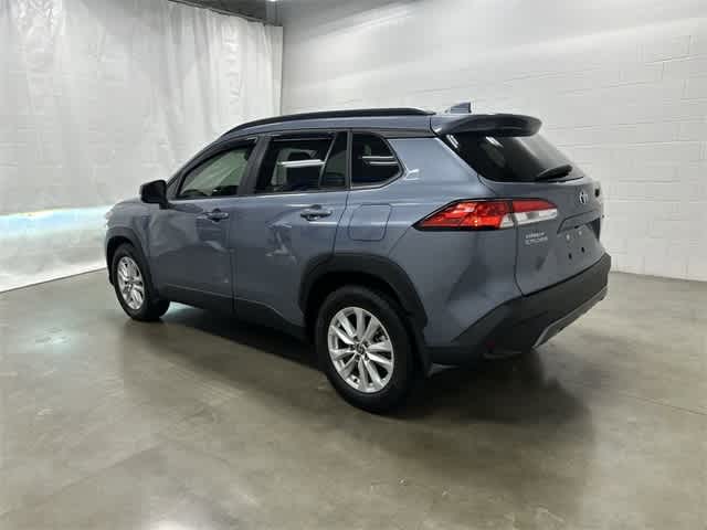 Thumbnail: 2023 Toyota Corolla Cross - 9