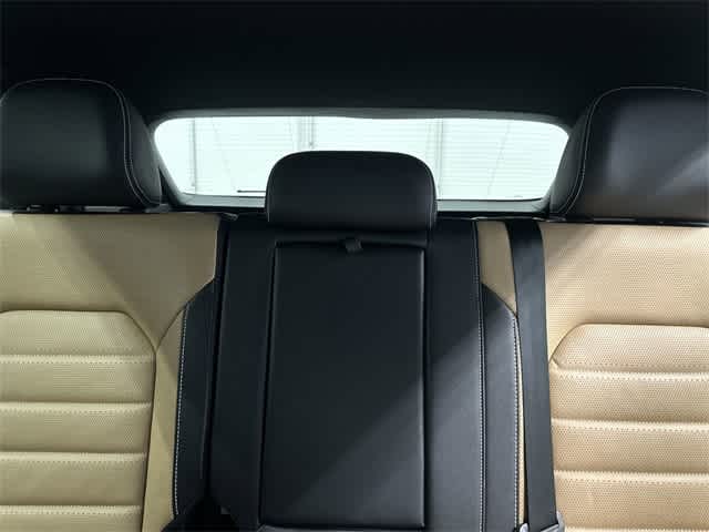 Thumbnail: 2022 Volkswagen Atlas - 14