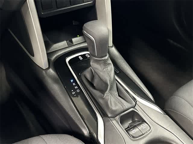 Thumbnail: 2025 Toyota Corolla Cross - 25