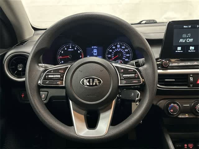 Thumbnail: 2020 Kia Forte - 15