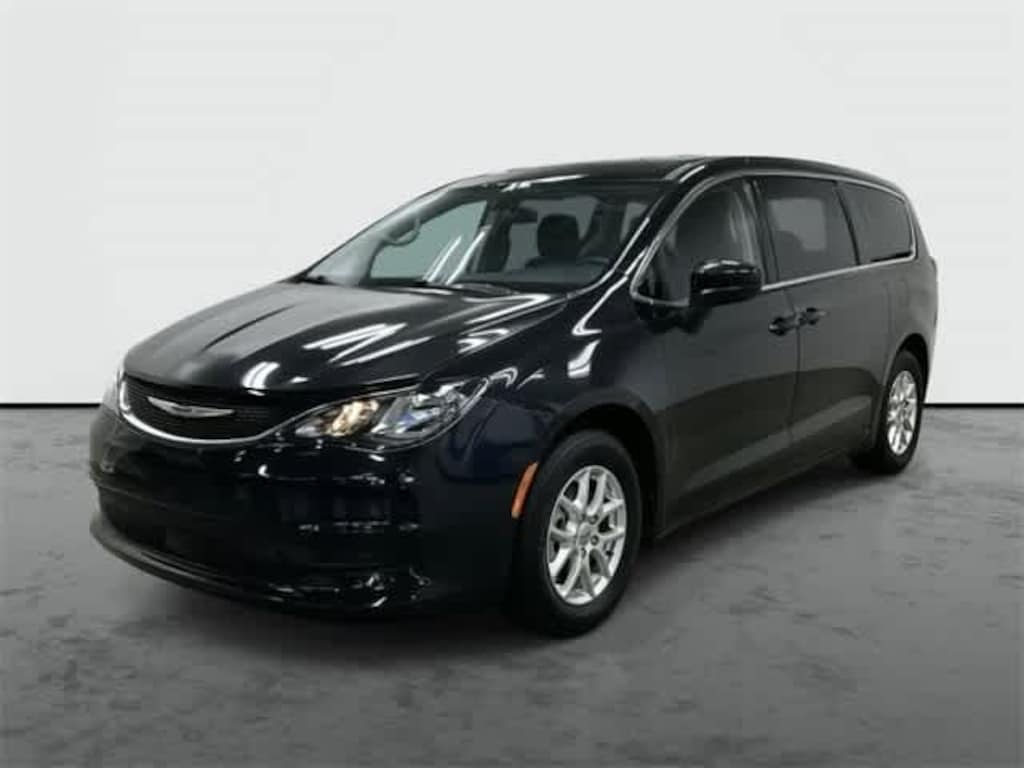 Used 2021 Chrysler Voyager LX Van Passenger Van