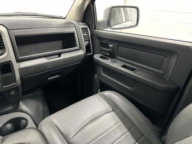 Thumbnail: 2023 RAM 1500 Classic - 13