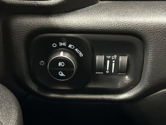 Thumbnail: 2019 RAM 2500 - 18
