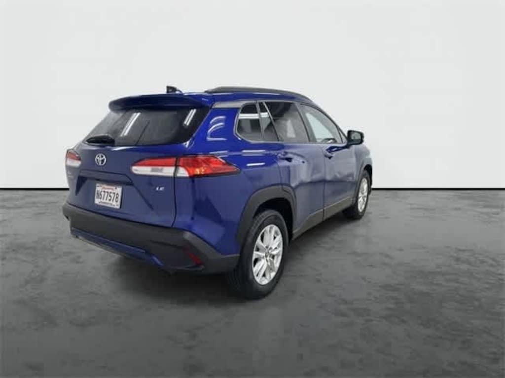 Used 2025 Toyota Corolla Cross LE SUV