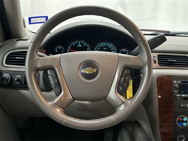 Thumbnail: 2013 Chevrolet Suburban - 15