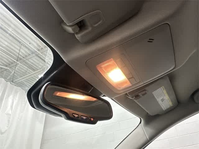 Thumbnail: 2016 Chevrolet Cruze - 21