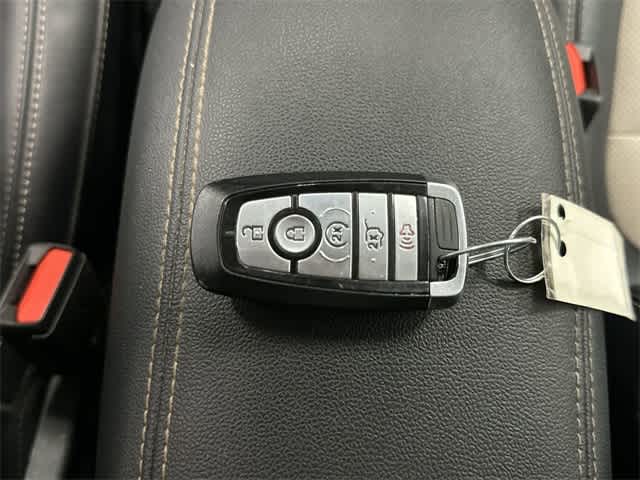 Thumbnail: 2021 Ford Escape - 33