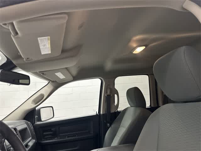 Thumbnail: 2020 RAM 1500 Classic - 27