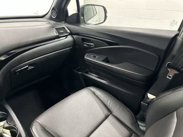 Thumbnail: 2023 Honda Ridgeline - 13