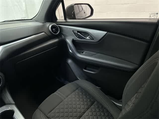 Thumbnail: 2019 Chevrolet Blazer - 13