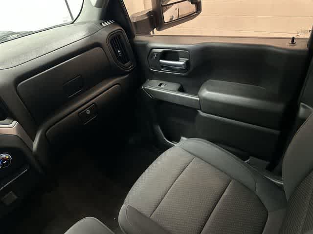 Thumbnail: 2020 Chevrolet Silverado 2500 - 13