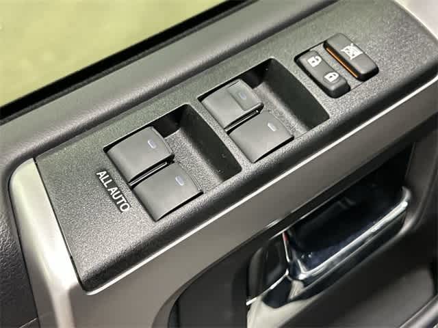 Thumbnail: 2024 Toyota 4Runner - 20