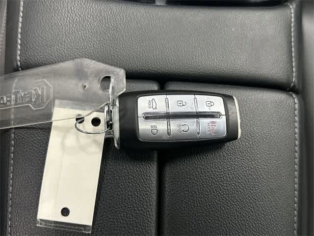 Thumbnail: 2023 Genesis G80 - 33