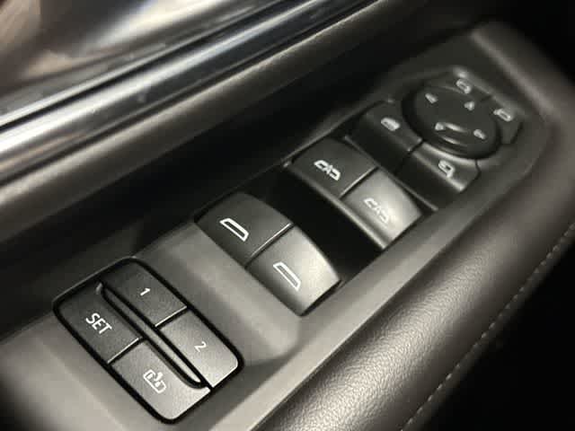 Thumbnail: 2022 Chevrolet Tahoe - 20