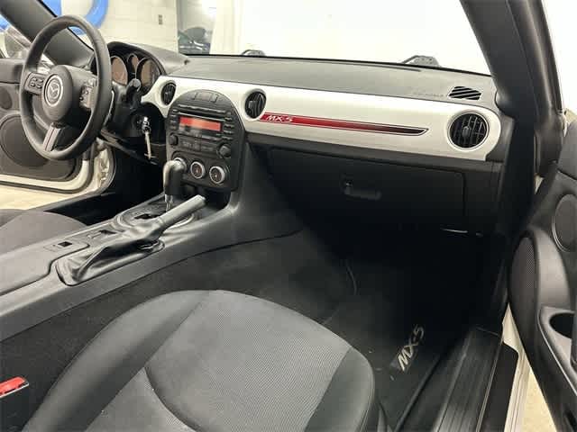 Thumbnail: 2014 Mazda MX-5 Miata - 12