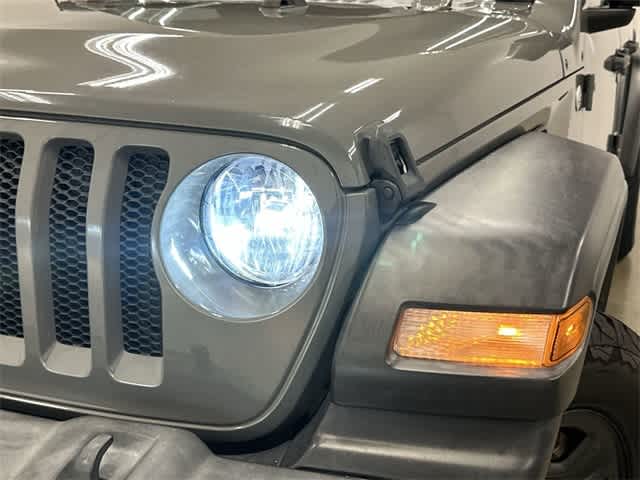 Thumbnail: 2020 Jeep Wrangler - 31