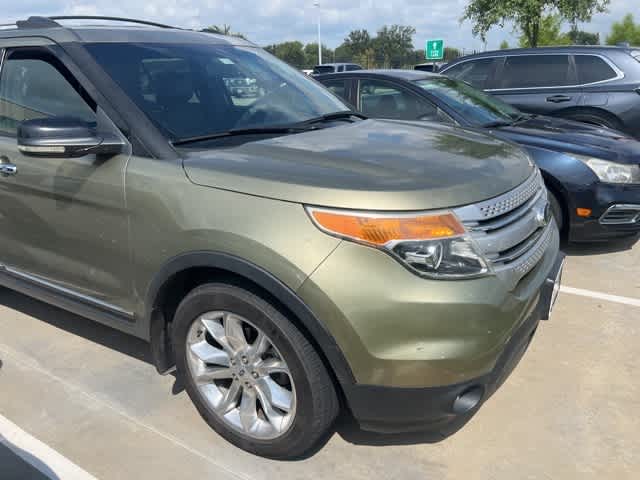 Thumbnail: 2013 Ford Explorer - 5