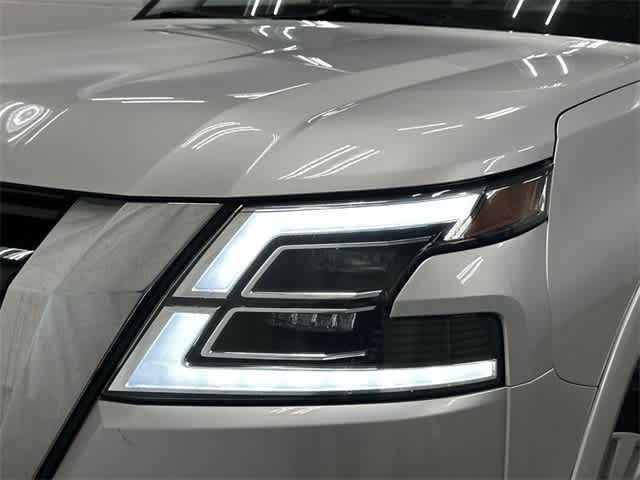 Thumbnail: 2021 Nissan Armada - 31
