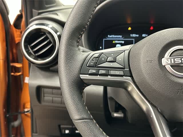 Thumbnail: 2023 Nissan Kicks - 17