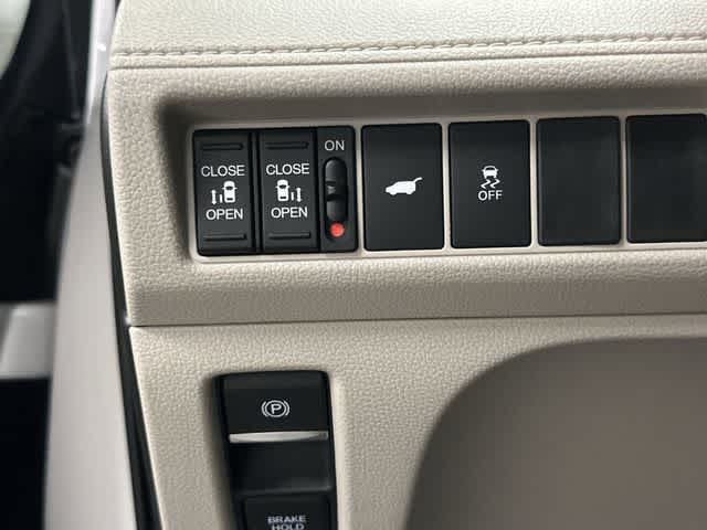 Thumbnail: 2026 Honda Odyssey - 19