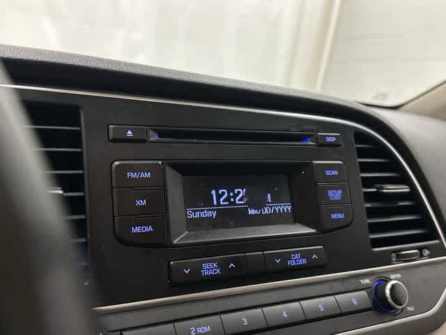 Thumbnail: 2017 Hyundai Elantra - 22