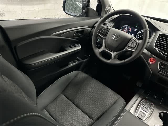 Thumbnail: 2025 Honda Ridgeline - 8