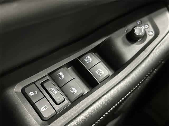 Thumbnail: 2023 Jeep Grand Cherokee L - 19