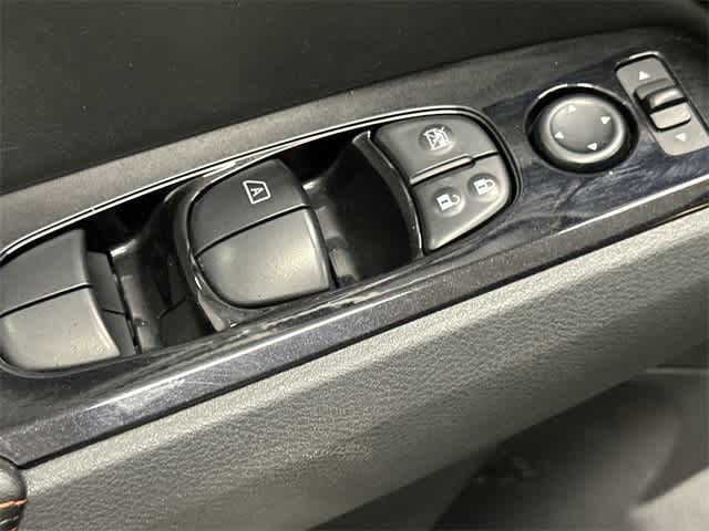 Thumbnail: 2024 Nissan Altima - 20