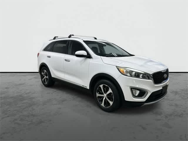 Thumbnail: 2017 Kia Sorento - 5