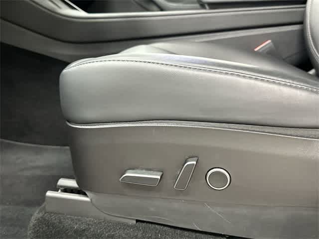 Thumbnail: 2023 Tesla Model Y - 26