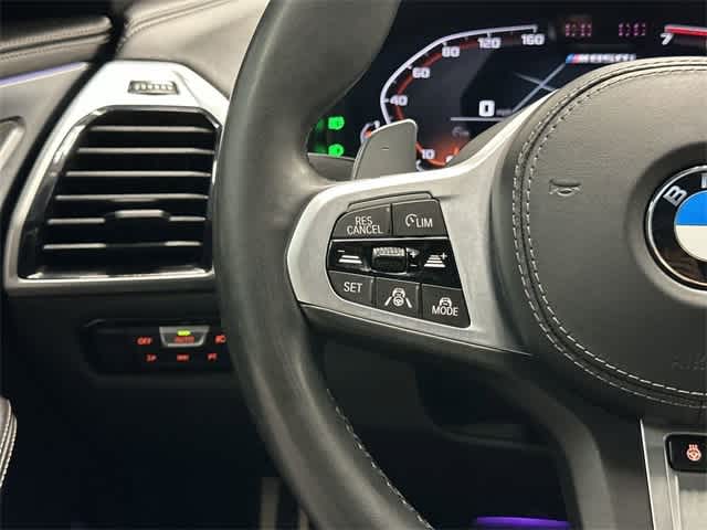 Thumbnail: 2022 BMW 8 Series - 17