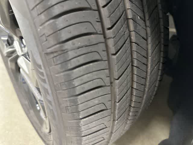 2025 Honda Accord SE - Photo 28