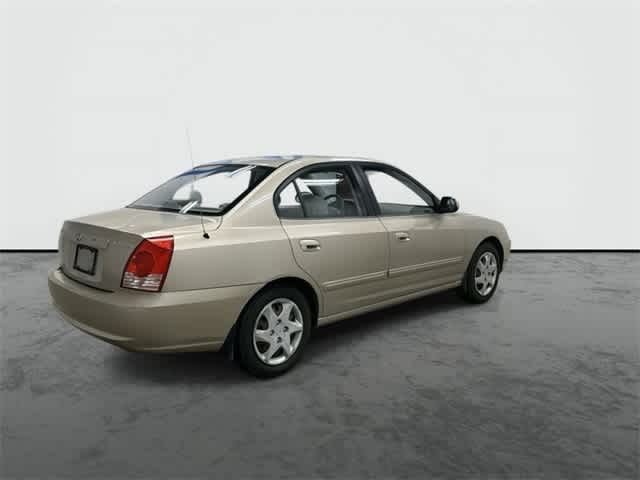 Thumbnail: 2005 Hyundai Elantra - 4