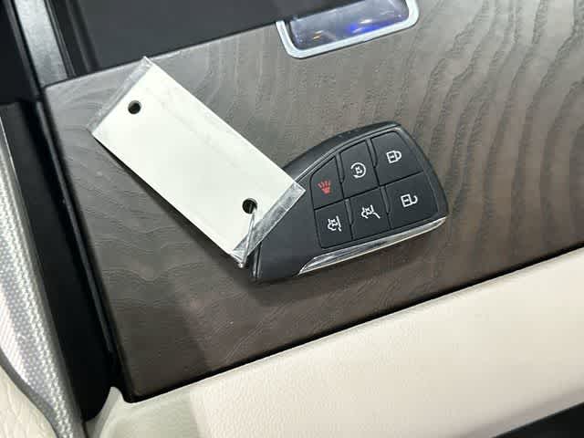 Thumbnail: 2021 GMC Yukon XL - 31