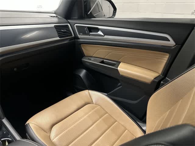 Thumbnail: 2022 Volkswagen Atlas - 13