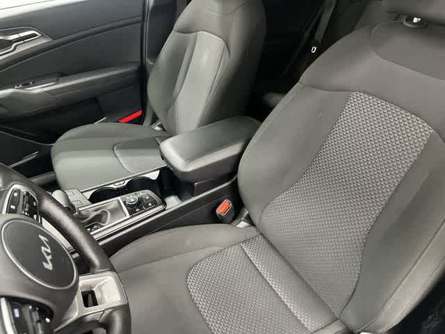 Thumbnail: 2025 Kia Sportage - 10