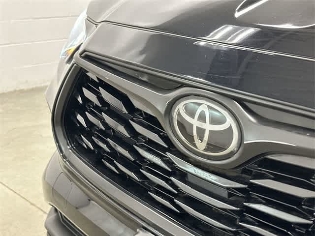 Thumbnail: 2020 Toyota Highlander - 30